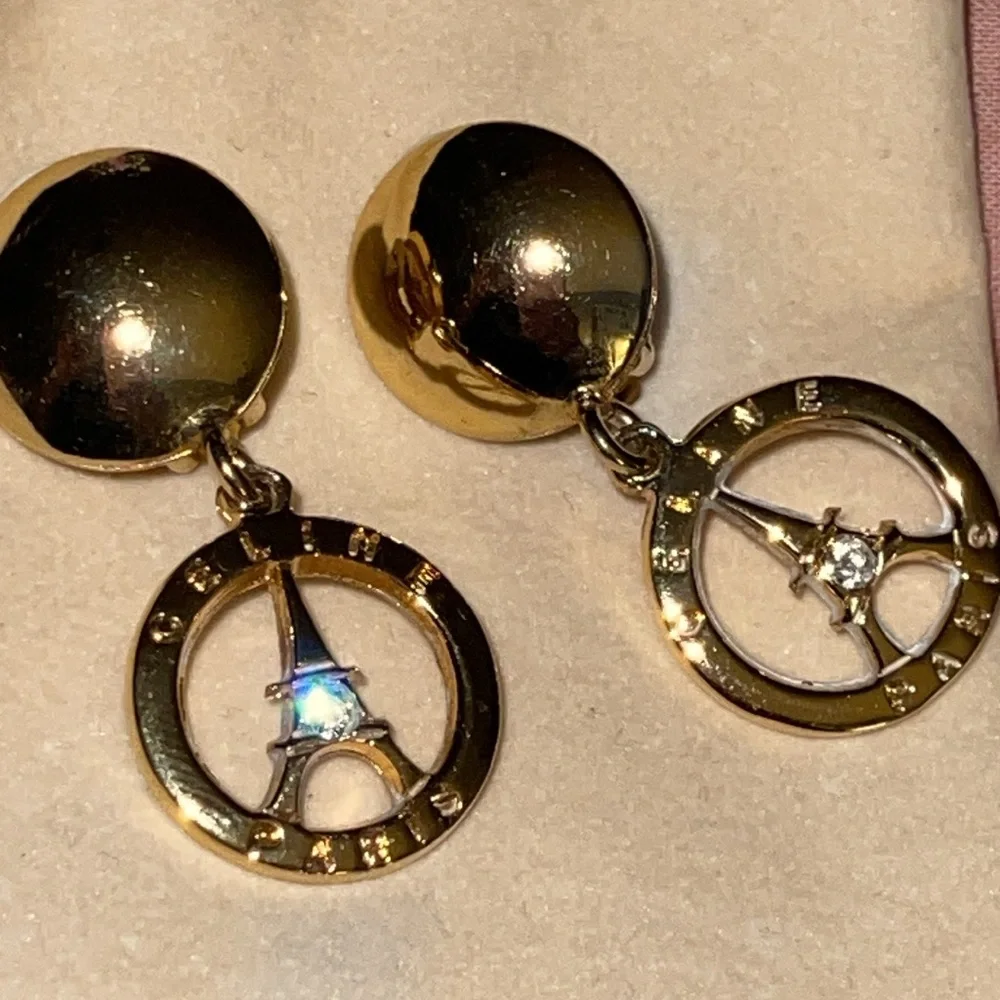 Preloveded Celine vintage Eiffel Tower clip on earrings excellent condition - Picture 3 of 5